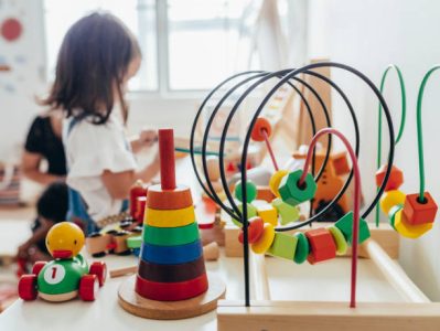 Защо образователните играчки са важни за детето?