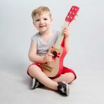detska-darvena-kitara-zvezda-260616138